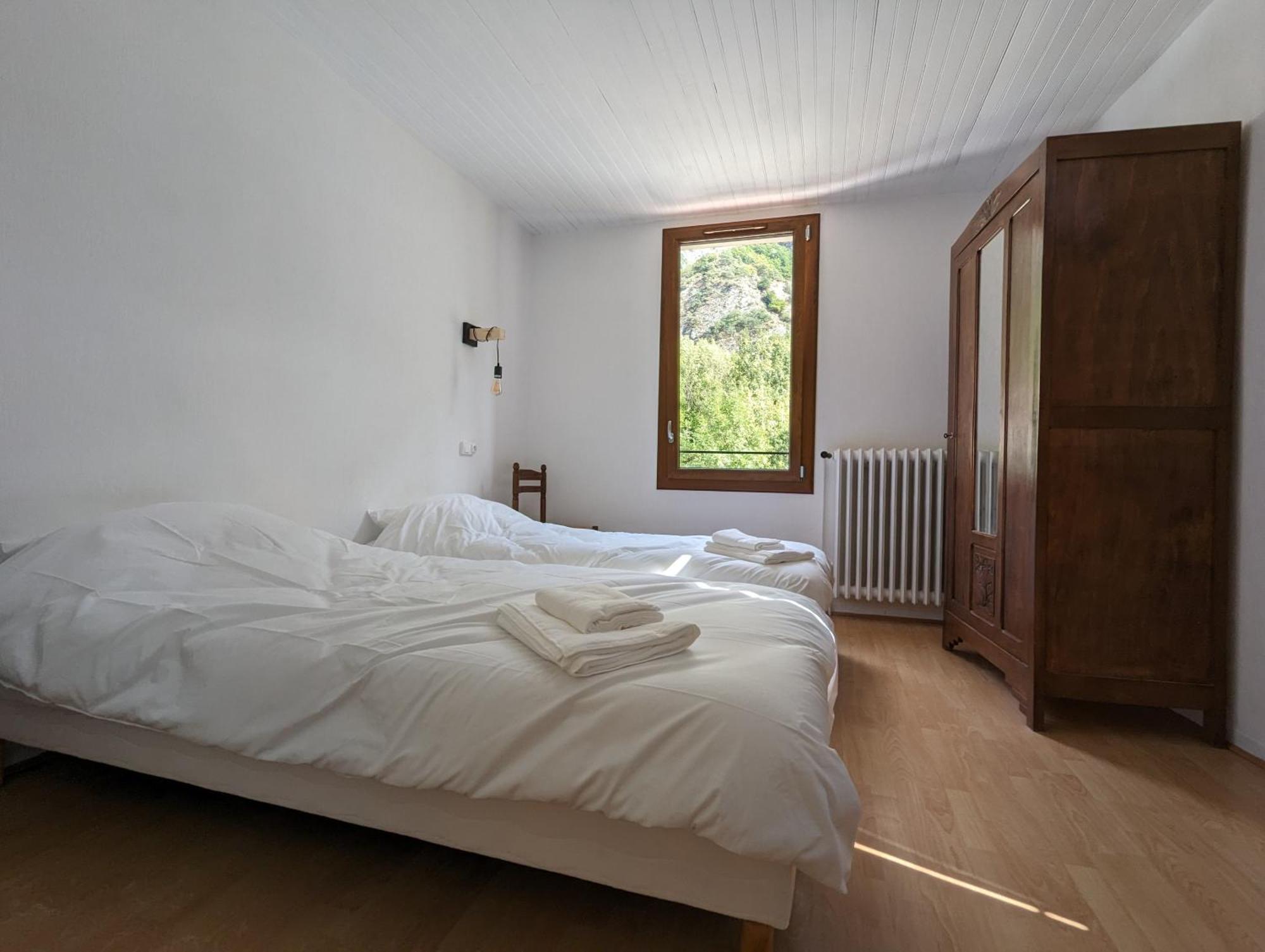 Gite Loubet Saint-Jacques-en-Valgodemard Habitación foto